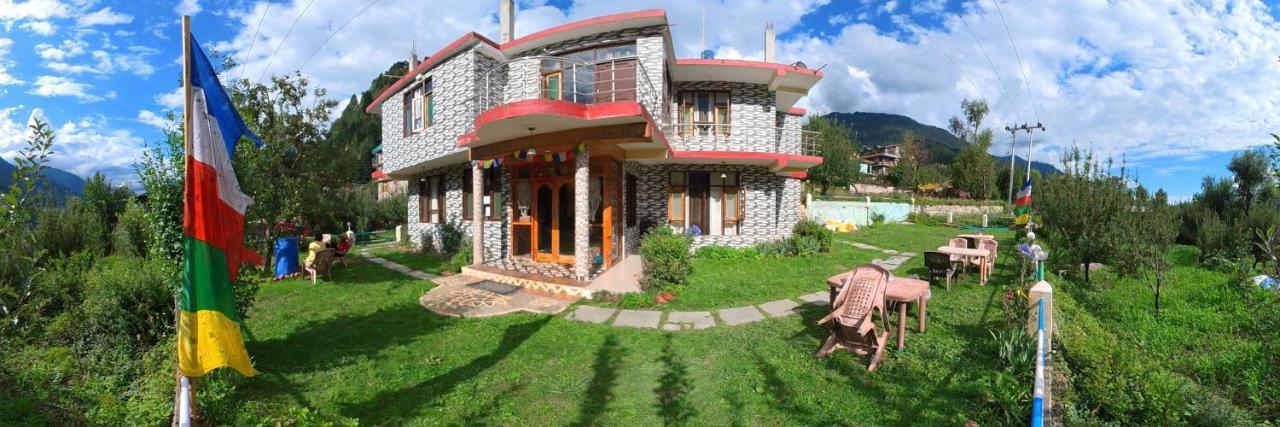 Indian Backpackers Hostel Manāli Exterior foto