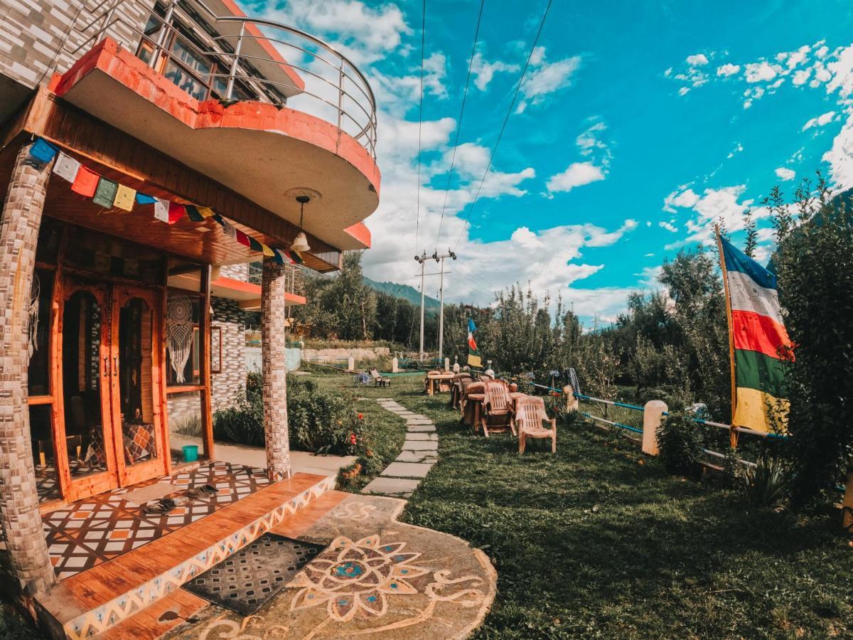 Indian Backpackers Hostel Manāli Exterior foto